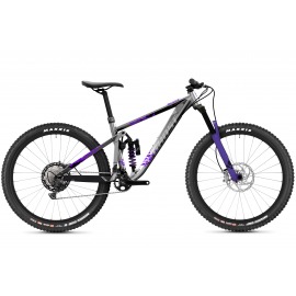 Vélo VTT tout-suspendu...