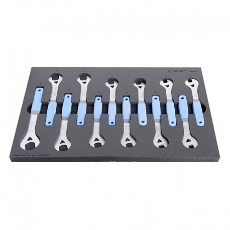 KIT D'OUTILS UNITED EN PLATEAU POUR BANC DE TRAVAIL SOS 17