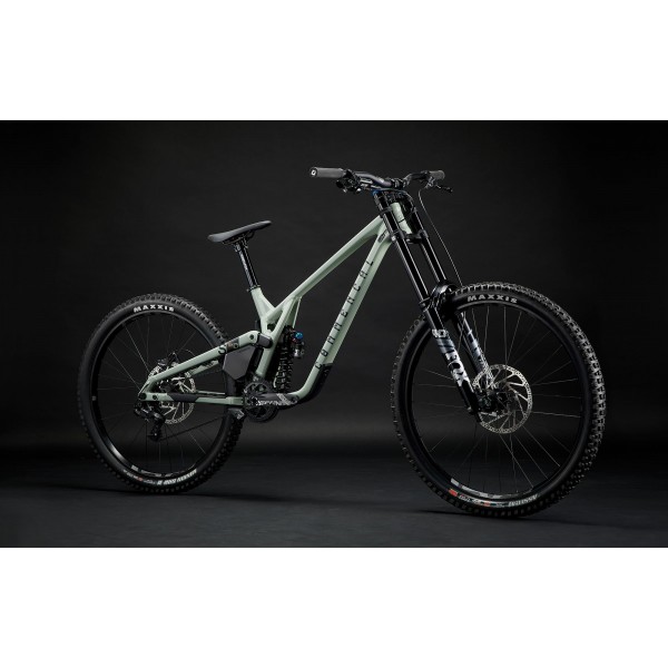 Vélo de Descente COMMENCAL SUPREME DH V5 ESSENTIAL 2023 Vélo de Descente COMMENCAL SUPREME DH V5 ESSENTIAL 2023